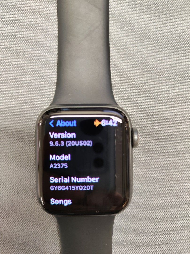 Apple Watch 40mm Series 6 GPS + Cellular, 手提電話, 智能穿戴裝置及