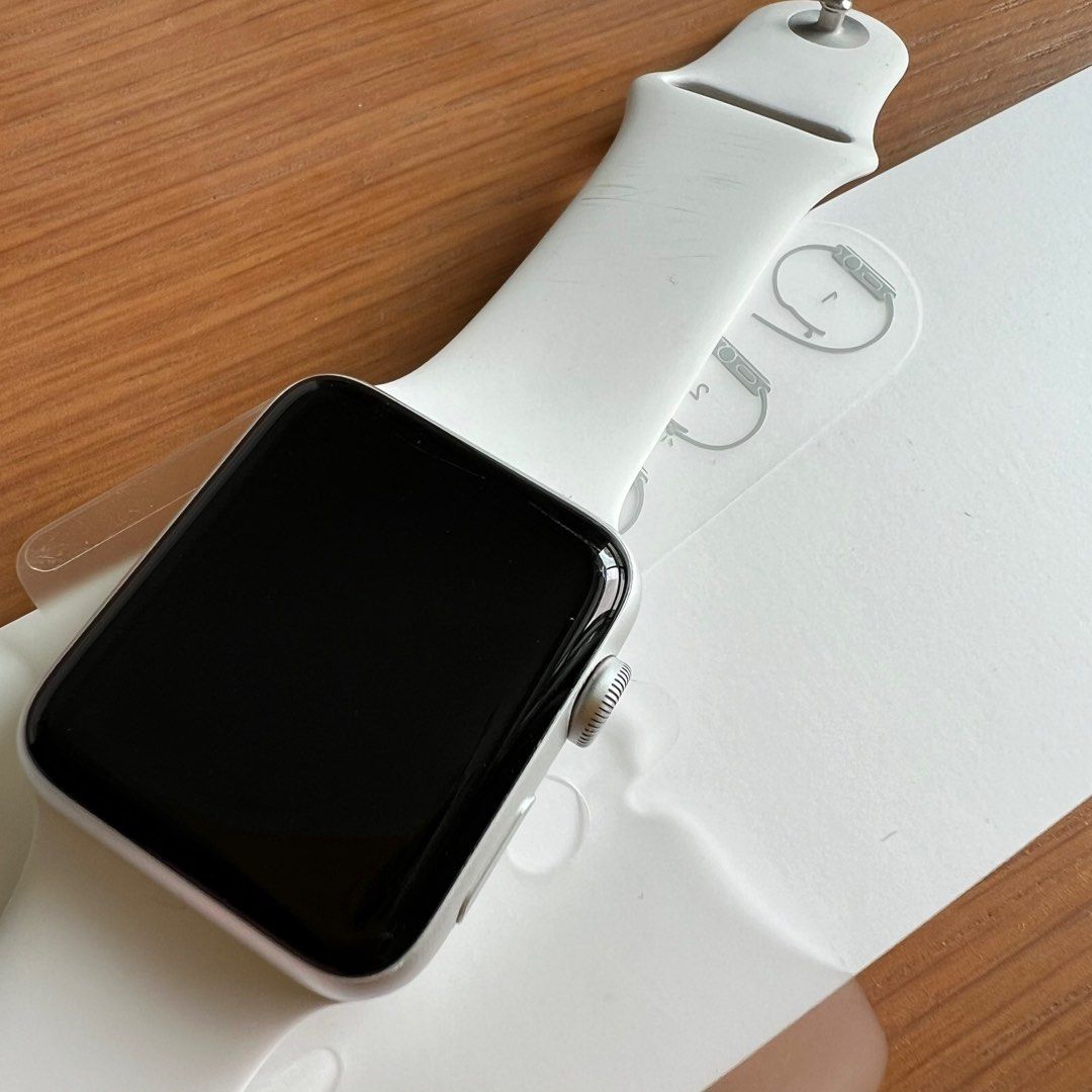 White band apple watch series 3 outlet