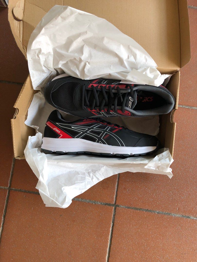 asics or nike running shoes