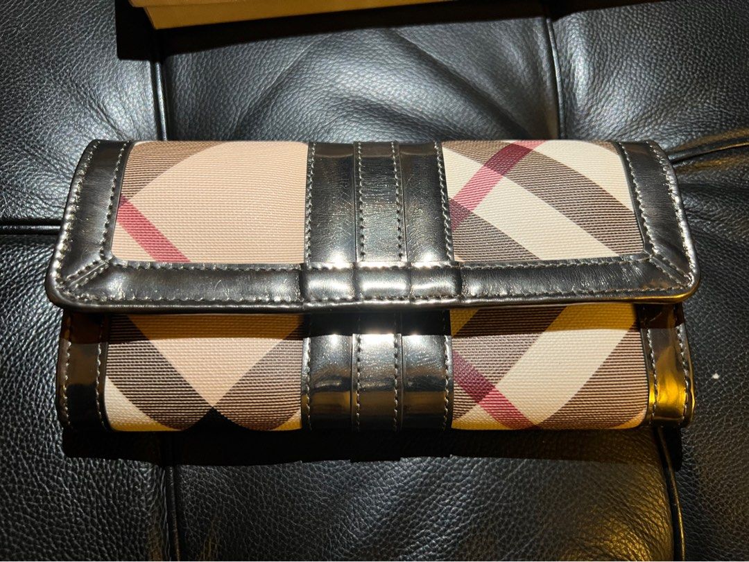 Auth Burberry Nova Check Continental Wallet Luxury Bags