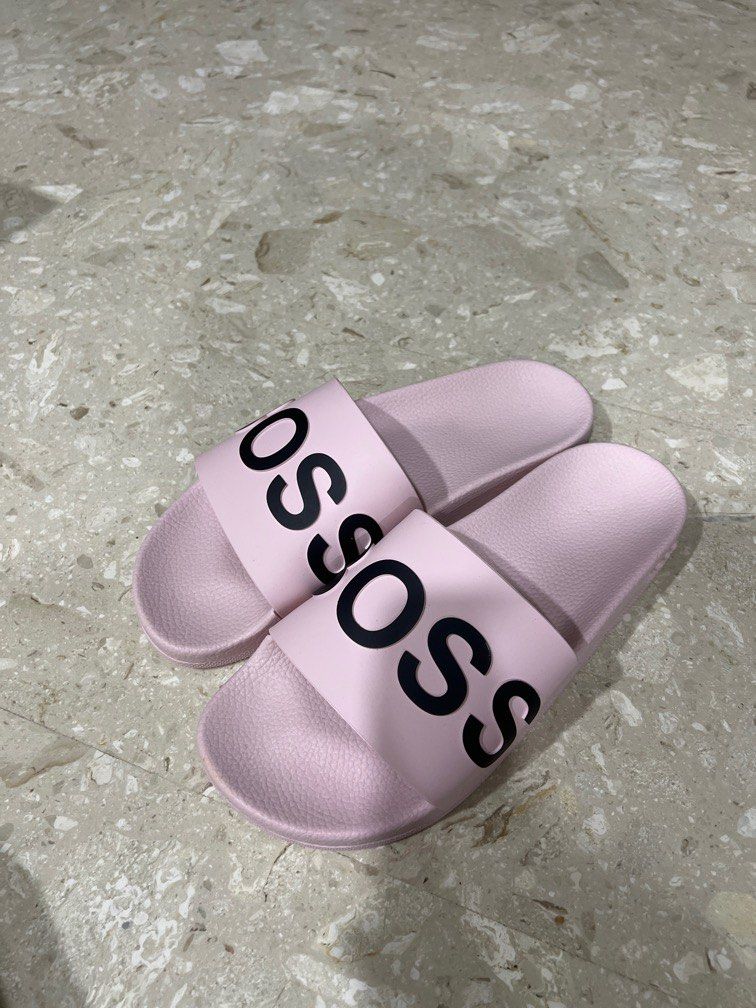 Pink hugo store boss sliders