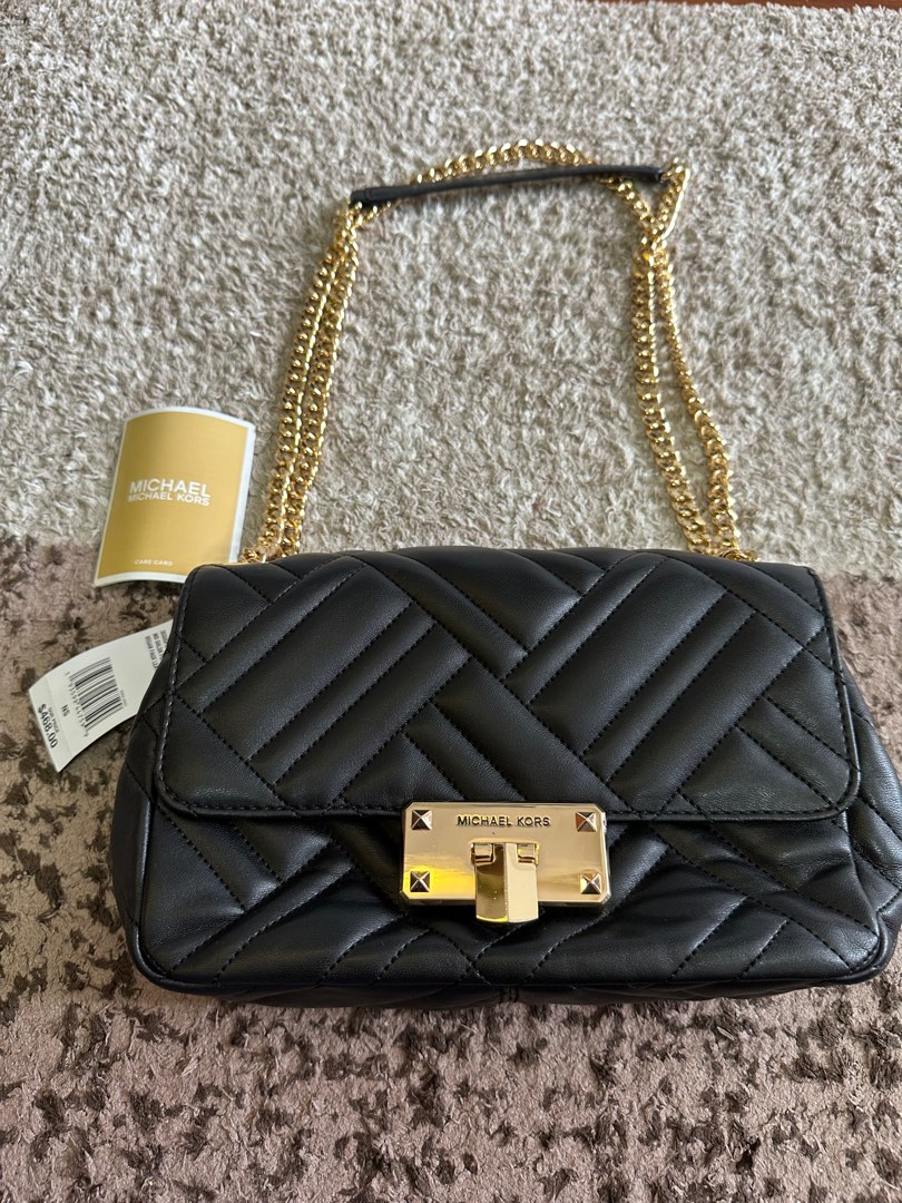 Authentic Peyton Medium Quilted Shoulder Bag Black, Luxury, Bags