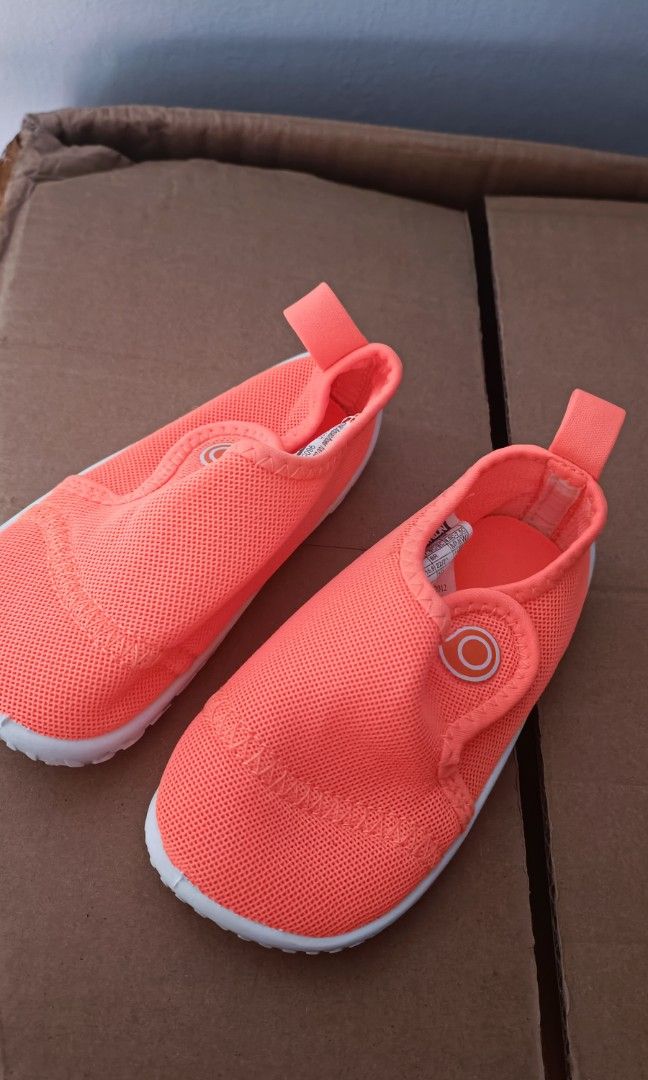 Newborn aqua shoes top