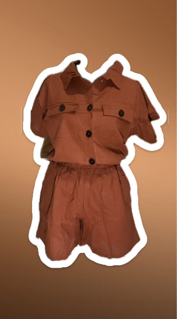 bangkok coordinates (Category: Sets or Coordinates) located in Cainta. Submitted by chickenmamidoodle (Listing ID 1259546868, Image 2). Description: Bangkok coordinates plus size (mannequin size medium when worn) fits up to 2xl (34 waist line) color:rust .