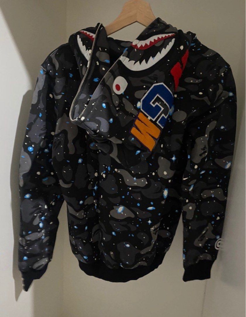 Bape galaxy glow in the dark Fesyen Pria Pakaian Atasan di