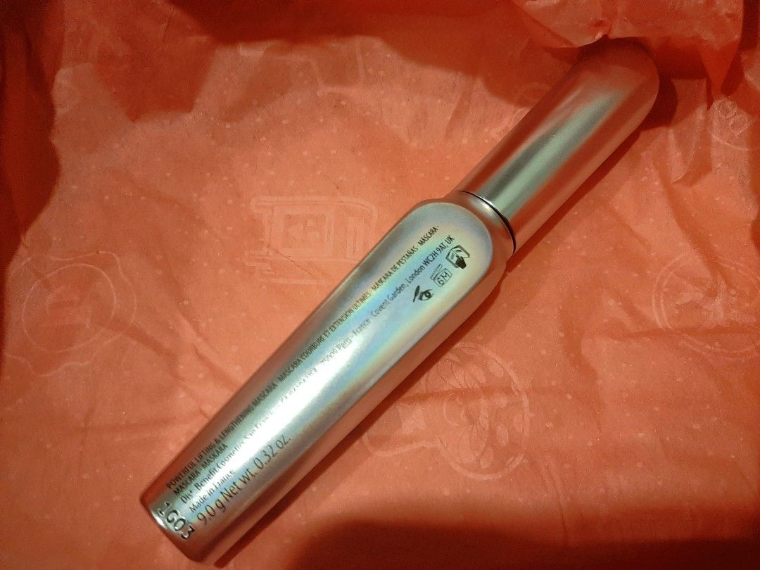 FULL SIZE! Benefit They're Real! Magnet Mascara (Category: Makeup) located in Quezon City. Submitted by decluttering_helpmeee (Listing ID 1259564709, Image 2). Description: Supercharged Black. Unused. Brandnew. No box. Part of a set. Full size. 9g. Srp is Php 1850..