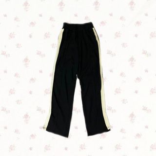 (Category: ) located in . Submitted by jiwonverse (Listing ID 1259151059, Image 1). Description: .