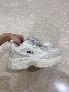 Fila Disruptor White Fashion Sneakers For Women ROOYAS 41 OFF