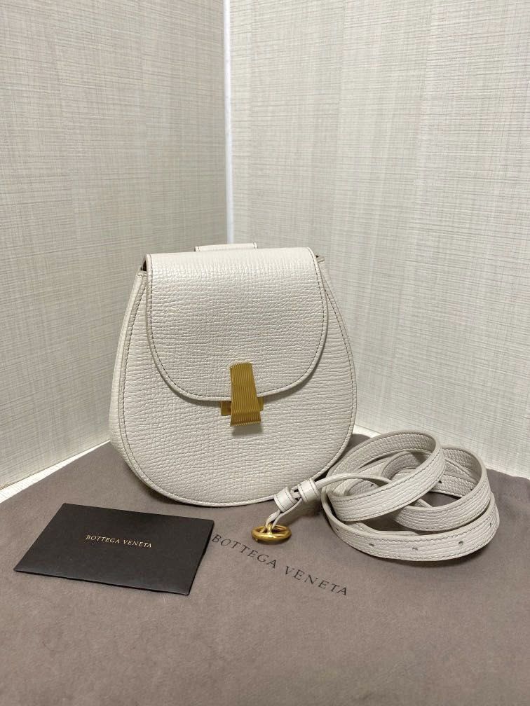 Bottega veneta mini 2025 palmellato convertible belt bag