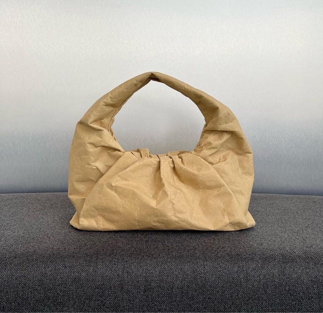 Bottega best sale paper pouch