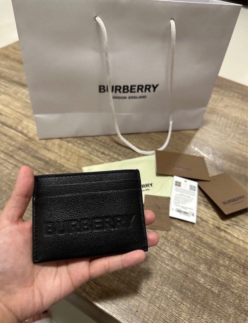 BURBERRY CARD HOLDER Luxury Bags Wallets on Carousell