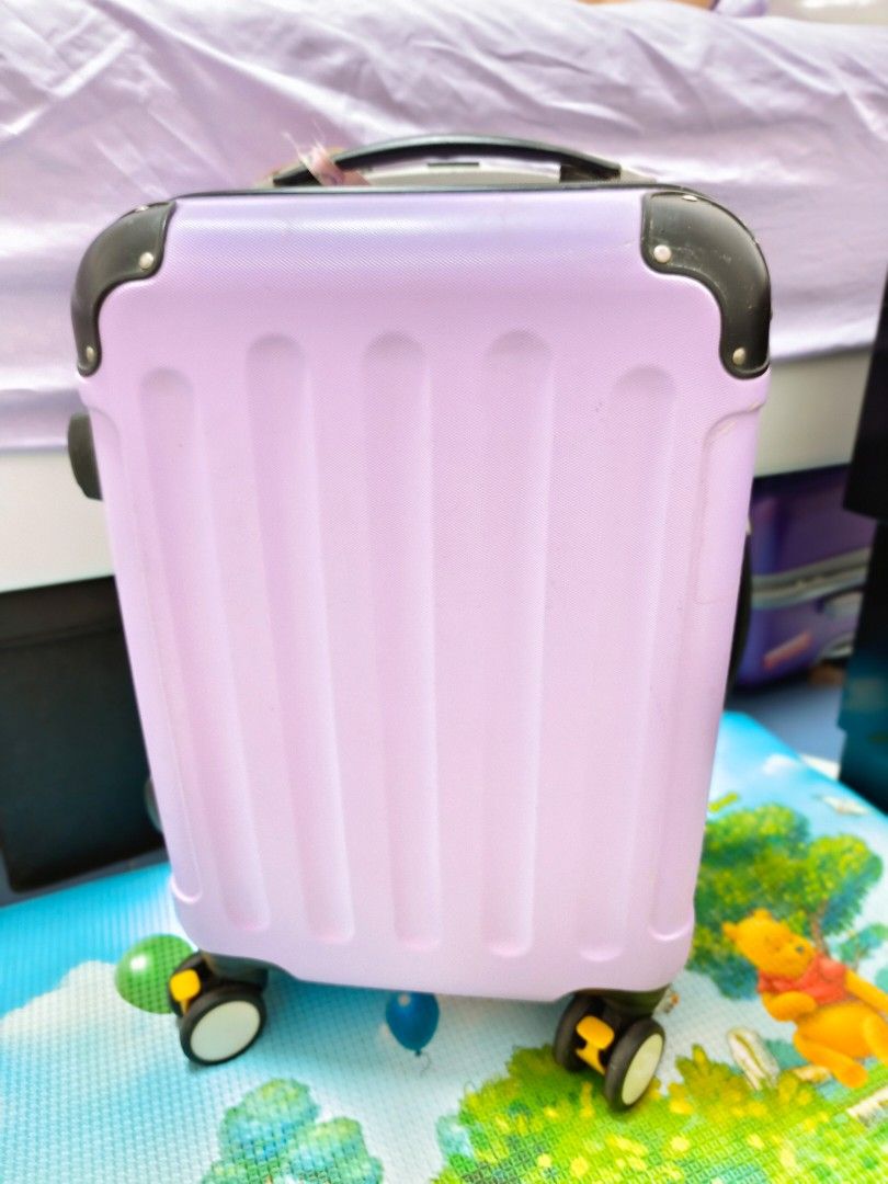 Cabin Luggage Expandable 20", Hobbies & Toys, Travel, Luggage on Carousell