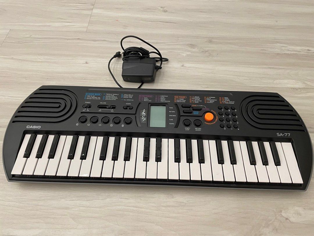 Casio keyboard SA 77