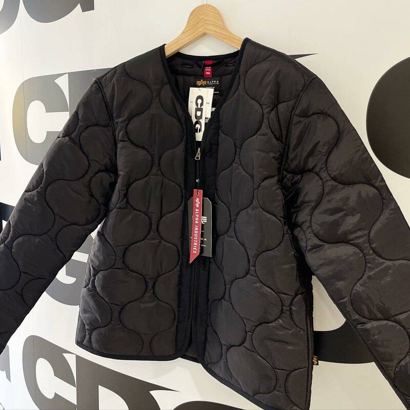 全新正版CDG X Alpha Liner Jacket XL, 男裝, 外套及戶外衣服- Carousell