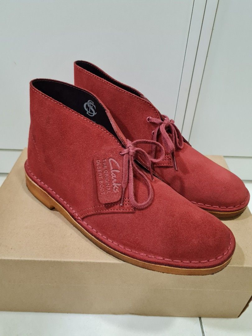 Red desert clarks top