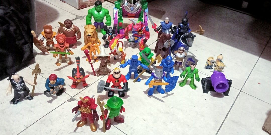Collection Imaginext (Category: Action & Battle Toys) located in Pitogo. Submitted by injoker99_. (Listing ID 1259533260, Image 1). Description: .