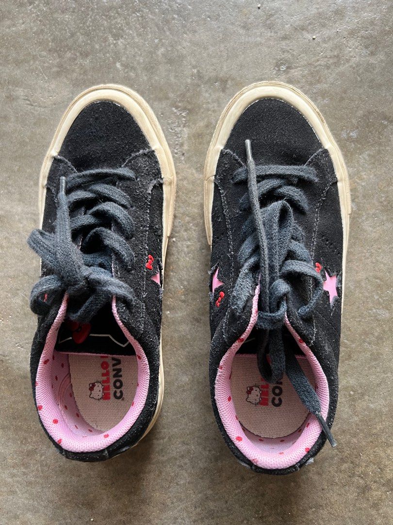 Hello kitty discount infant converse