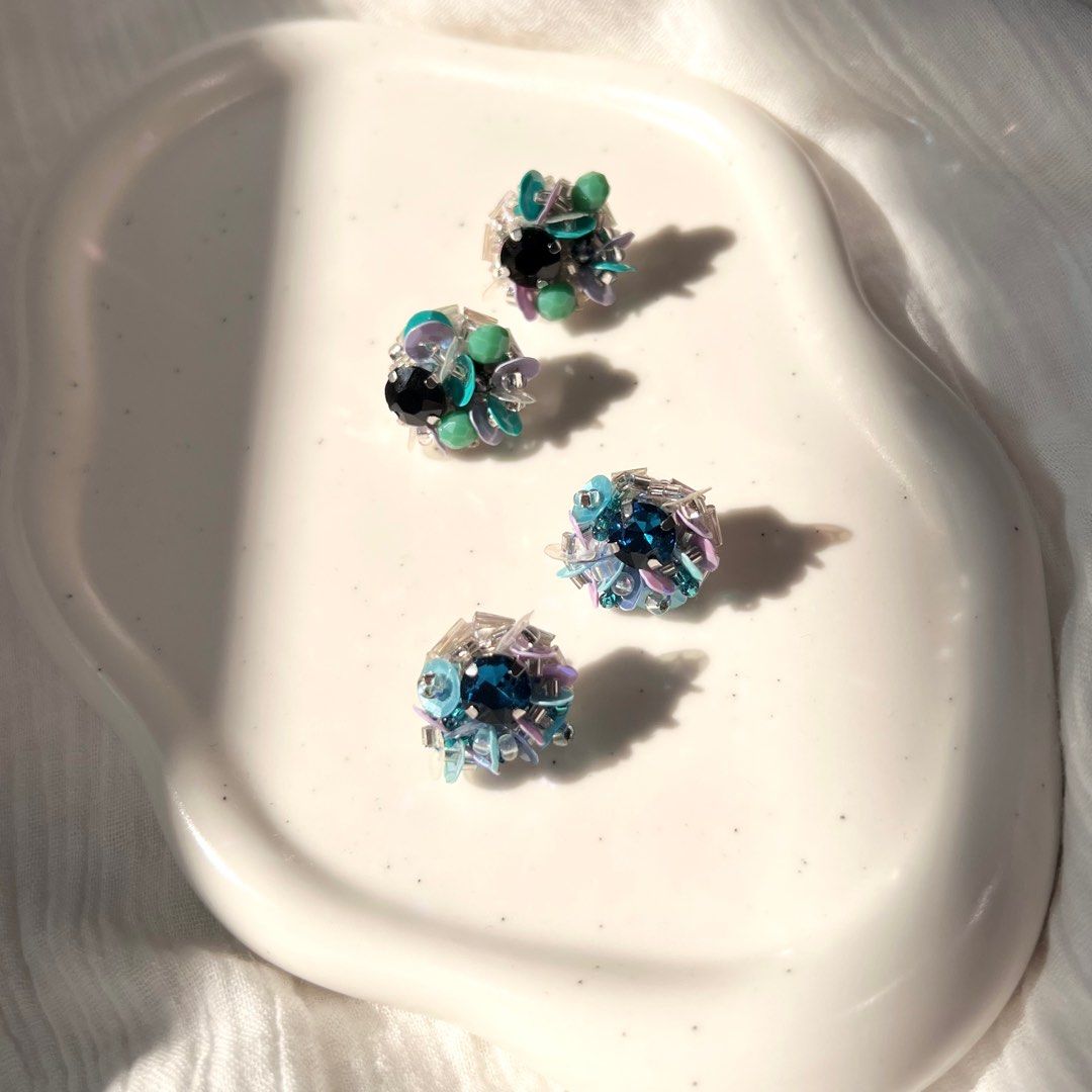 Custom stud earrings online