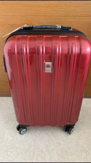 Delsey Suitcase Helium Aero-Rouge Red