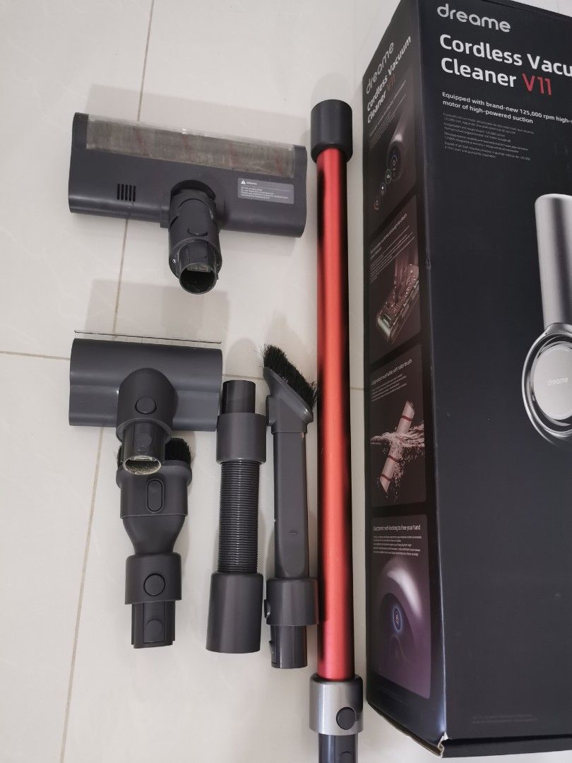 Dreame cordless vacuum cleaner V11 accessories, charger, TV & Home ...