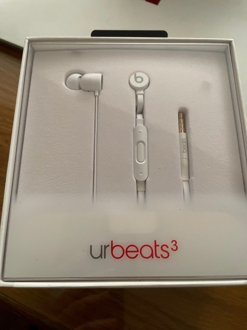 Earphone Urbeats3 Audio Earphones on Carousell