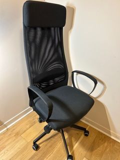 Ergonomic Office Desk Chair with Breathable Mesh Back
