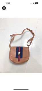 （分類：）位於 。 由 belleeeee__ 提交（商品編號 1259526532，圖片 1）。簡介： 。