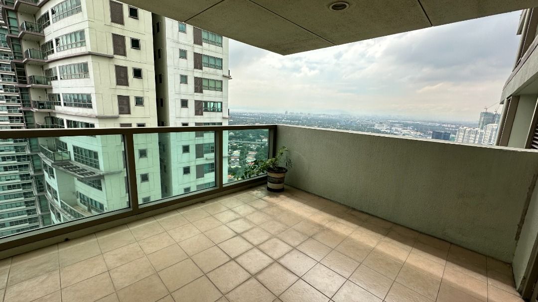For Lease 2BR The Residences at Greenbelt TRAG Makati Condo For Rent