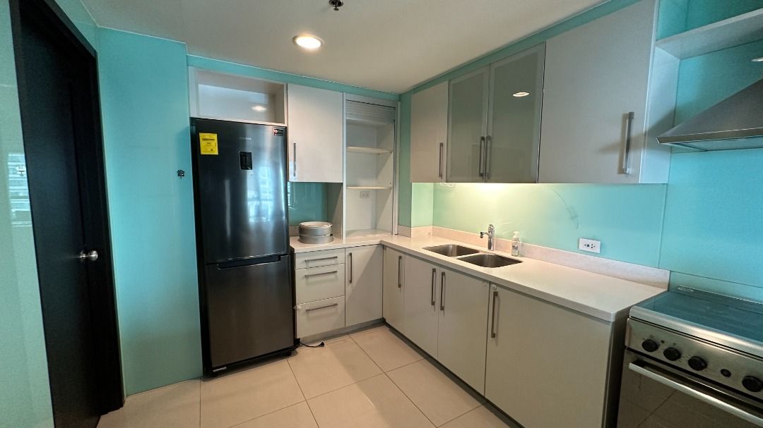 For Lease 2BR The Residences at Greenbelt TRAG Makati Condo For Rent