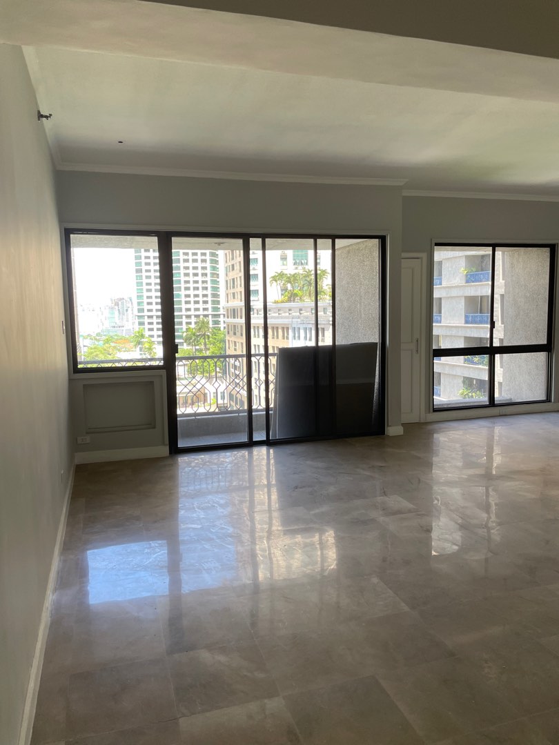 FOR SALE 3BR Unit in Alexandra Condominium, Pasig City, Property, For