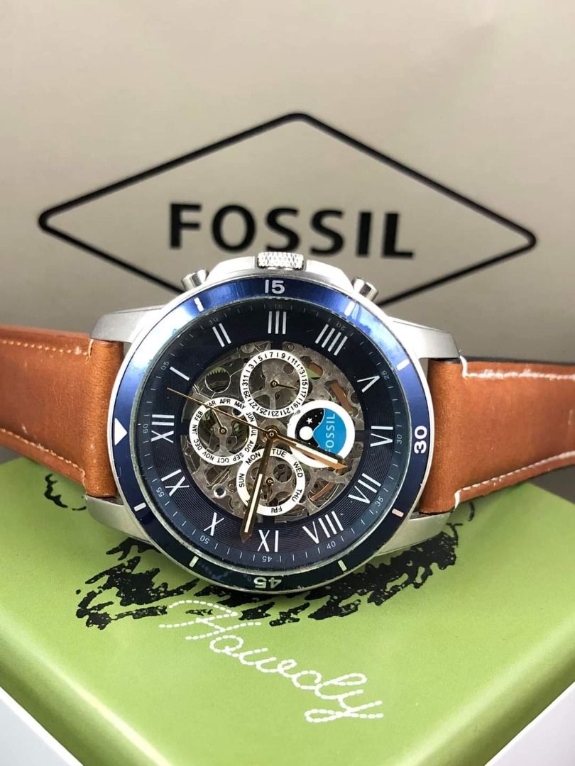 Fossil me3140p top