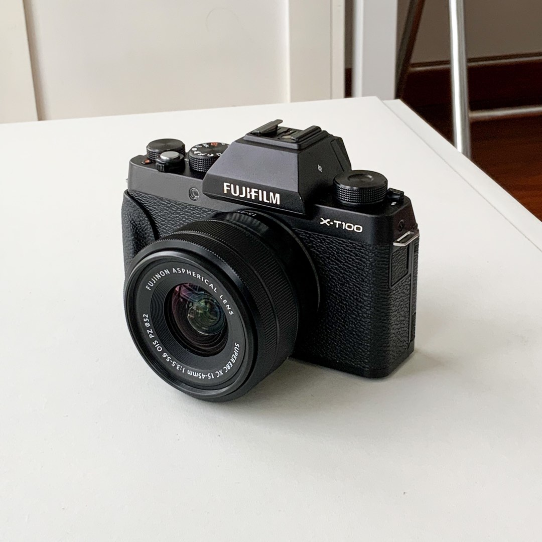 Fujifilm XT100 w/ 1545mm Kit Lens + Accessories Black Noir