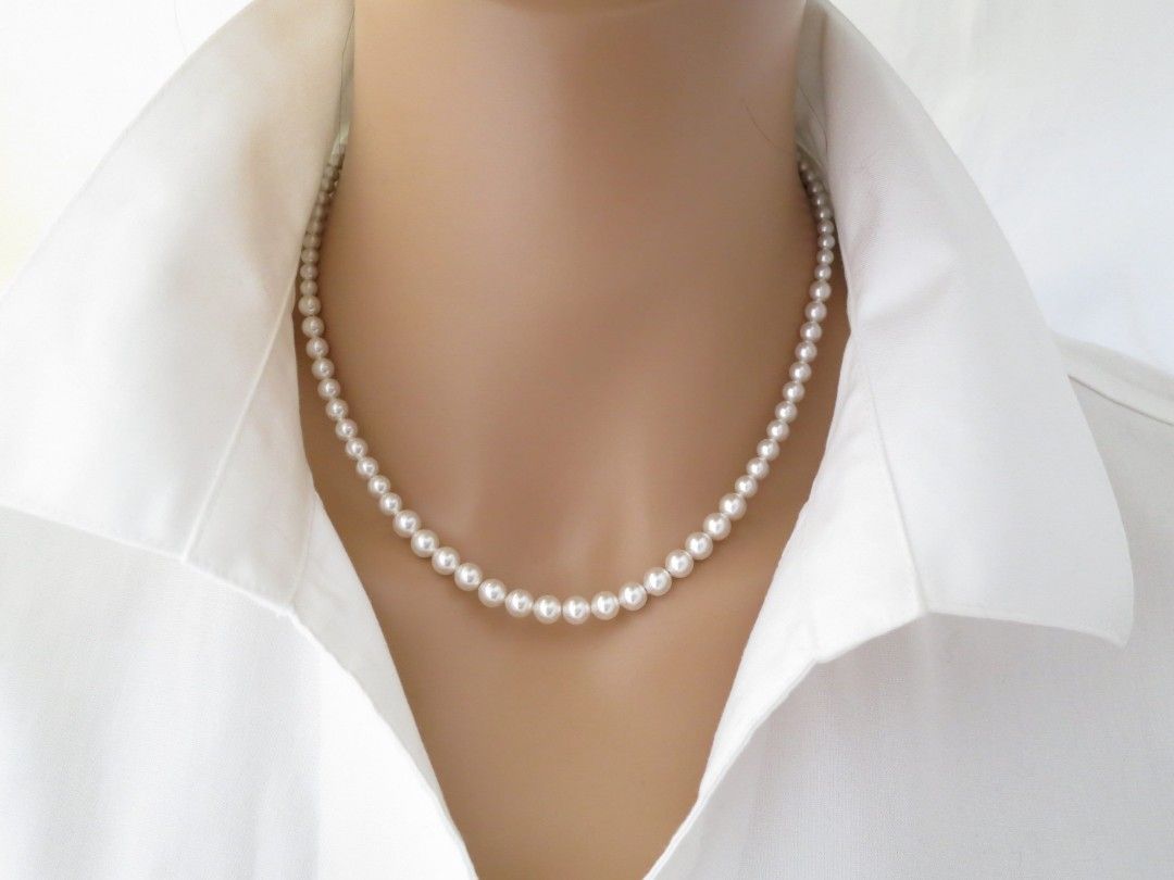 Full hotsell pearl necklace