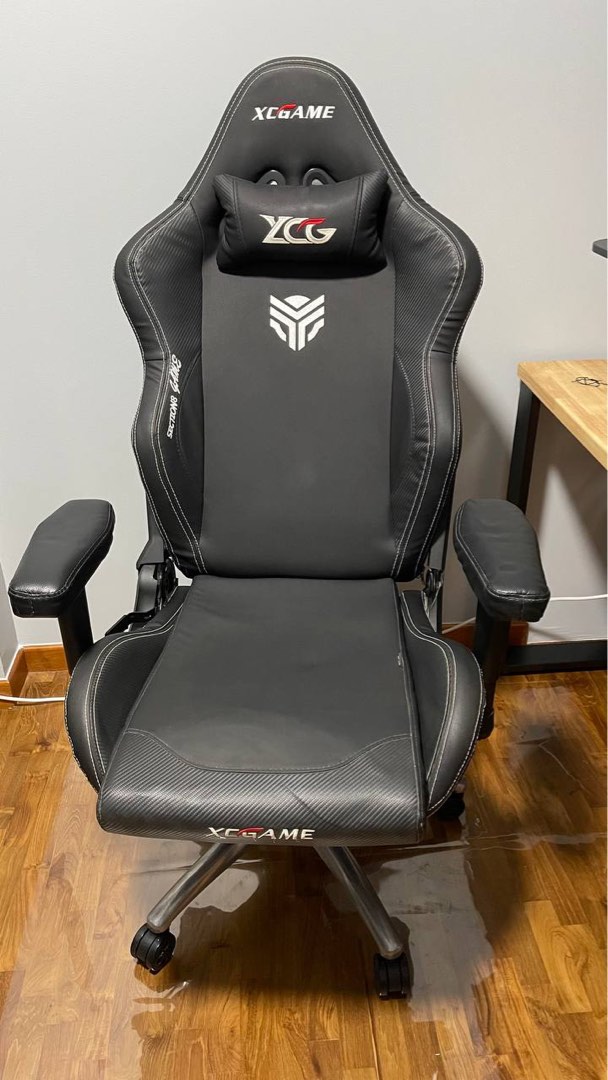 Gaming Chair better than secret lab, Furniture & Home Living, Furniture