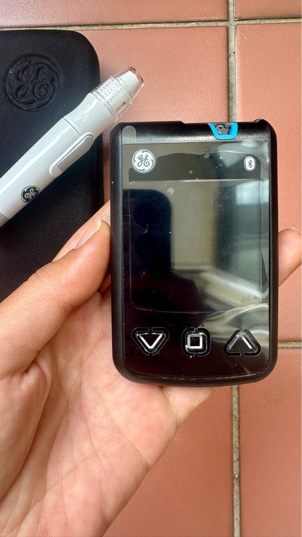 GE Blood Glucose Meter, Health & Nutrition, Medical Supplies & Tools on