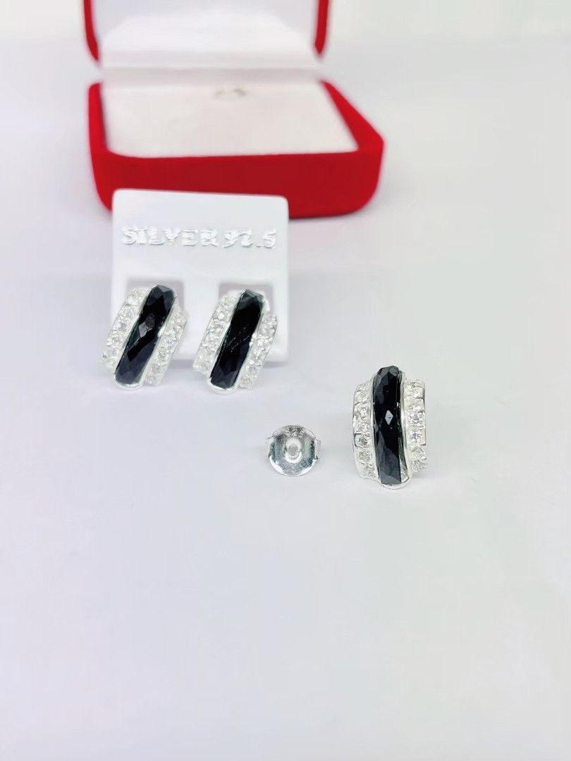White gold sales onyx earrings