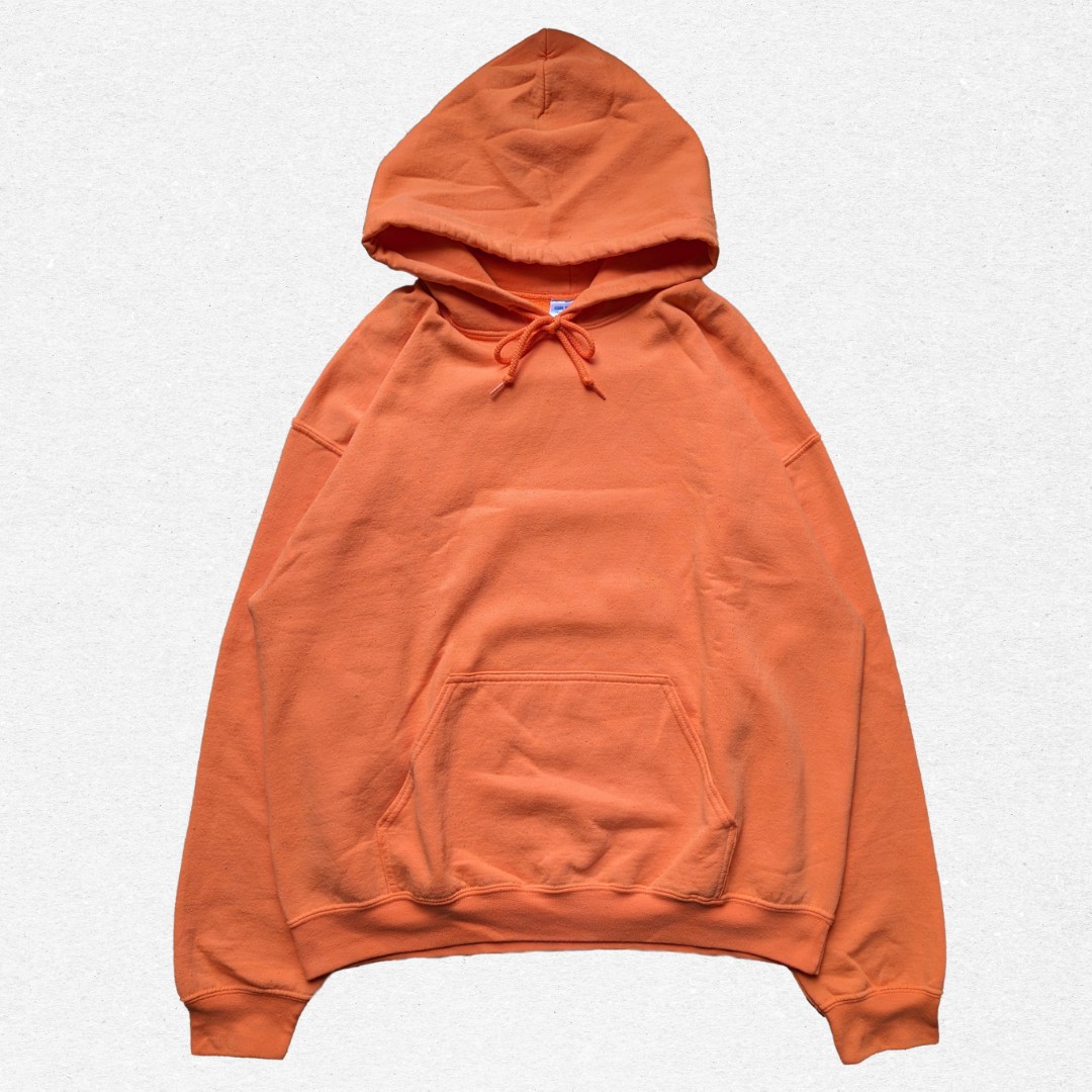 Gildan orange hoodie, Men's Fashion, Tops & Sets, Hoodies on Carousell
