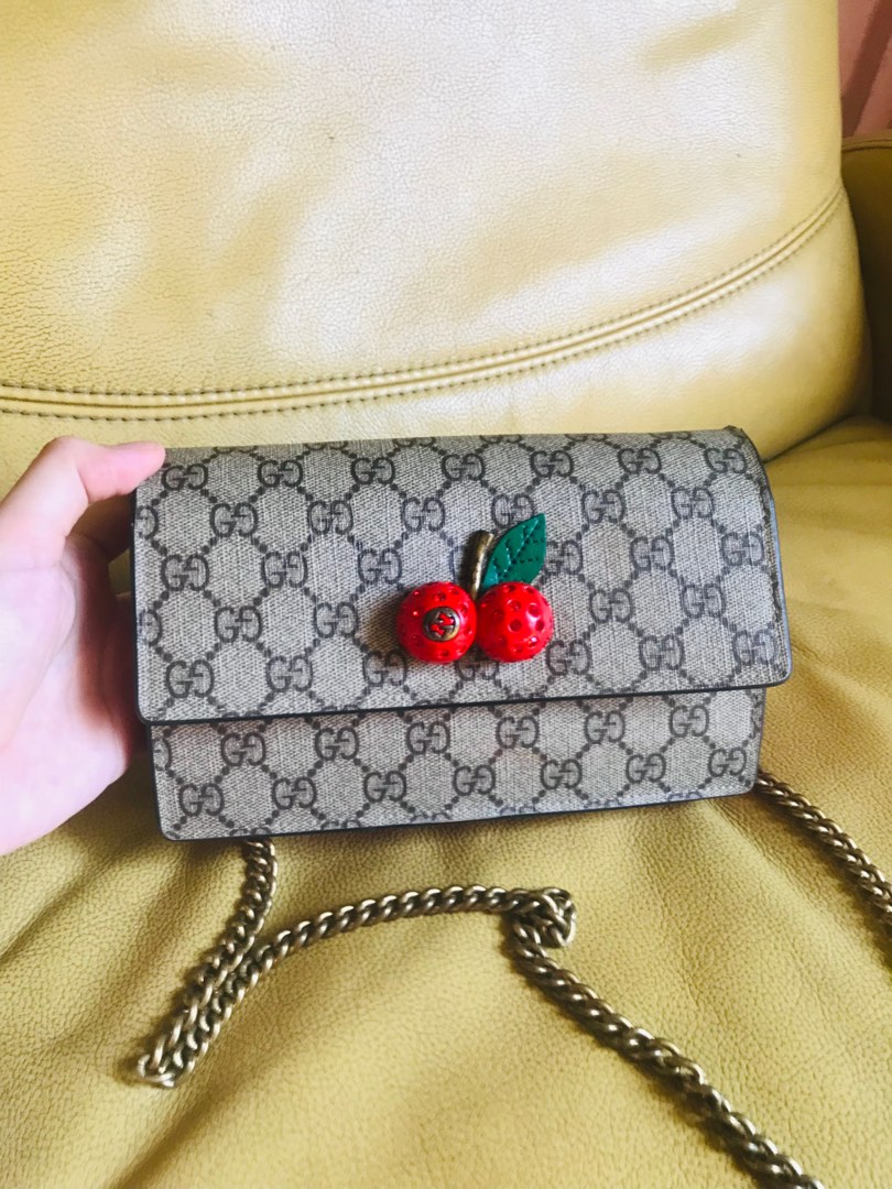 Gucci cherry purse new arrivals