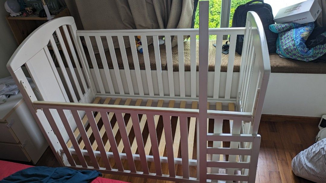 Happy cot crib parts, Babies & Kids, Baby Nursery & Kids Furniture