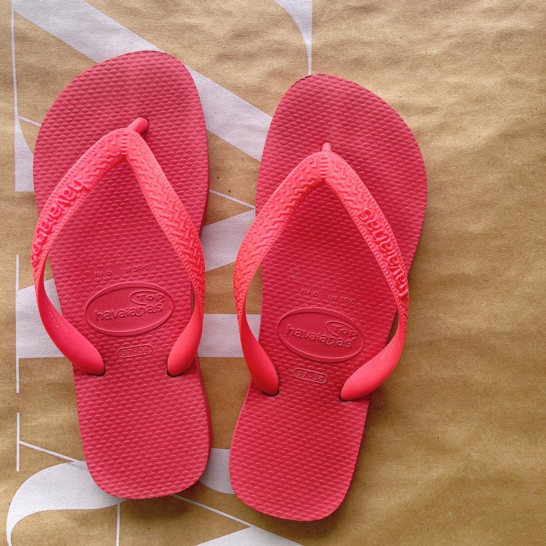 Red flip flops outlet