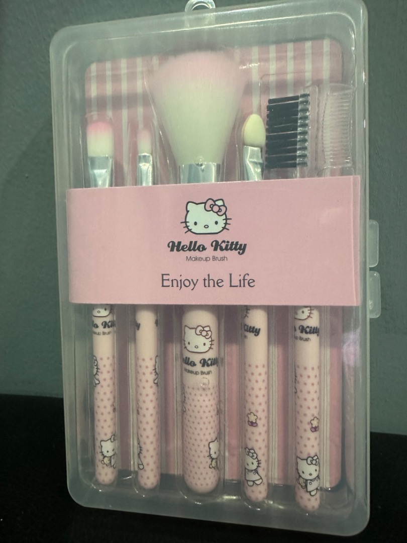 Hello Kitty Makeup Brushes Set, Beauty & Personal Care, Face, Makeup on