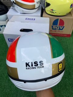 Helmet Kiss Racing Team