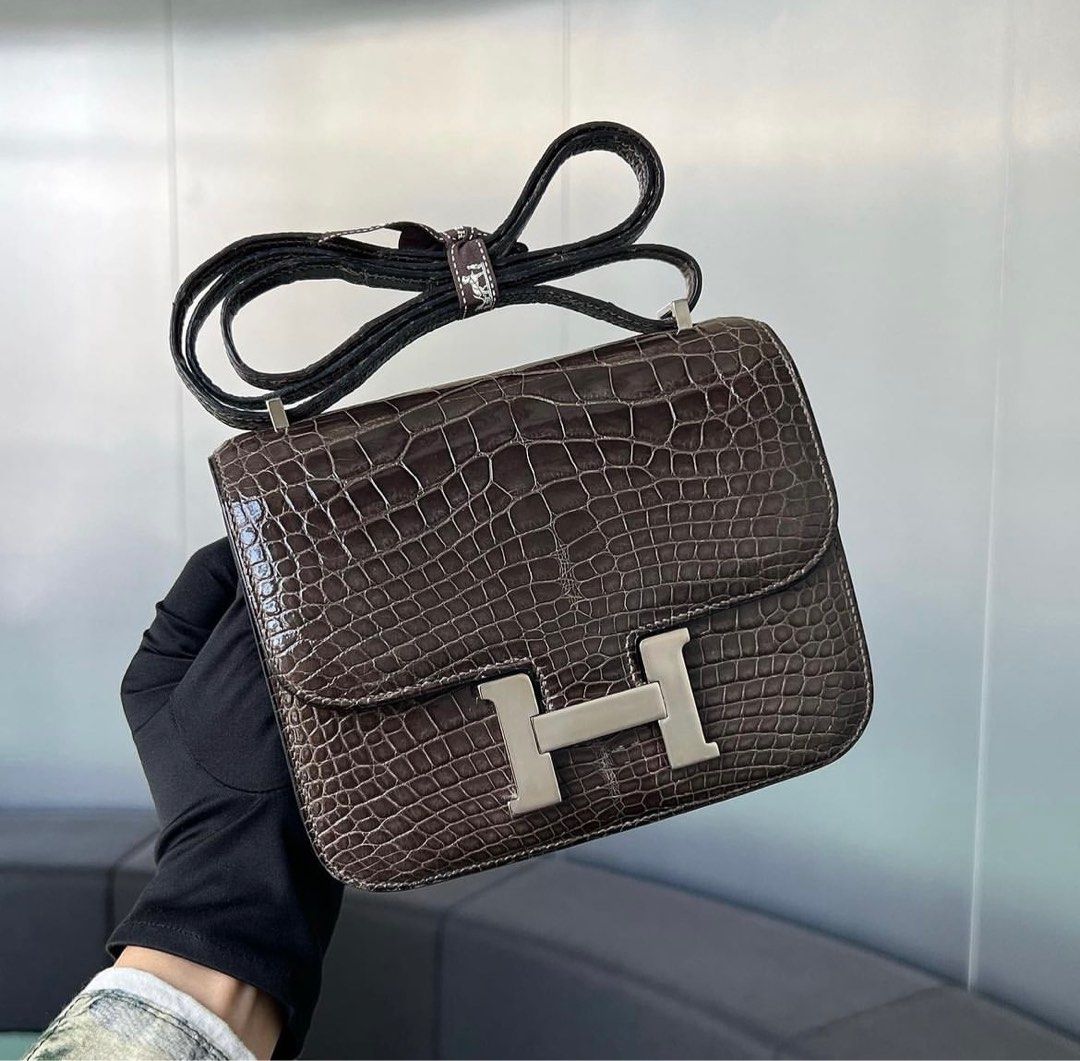 Hermes Constance 18 ( Rare Color ), Luxury, Bags & Wallets on Carousell