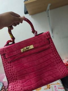 House Of Hello, Bags, Authentic House Of Hello Bag Kelly 2 Pink Ostrich  Leather With Gold Hardware