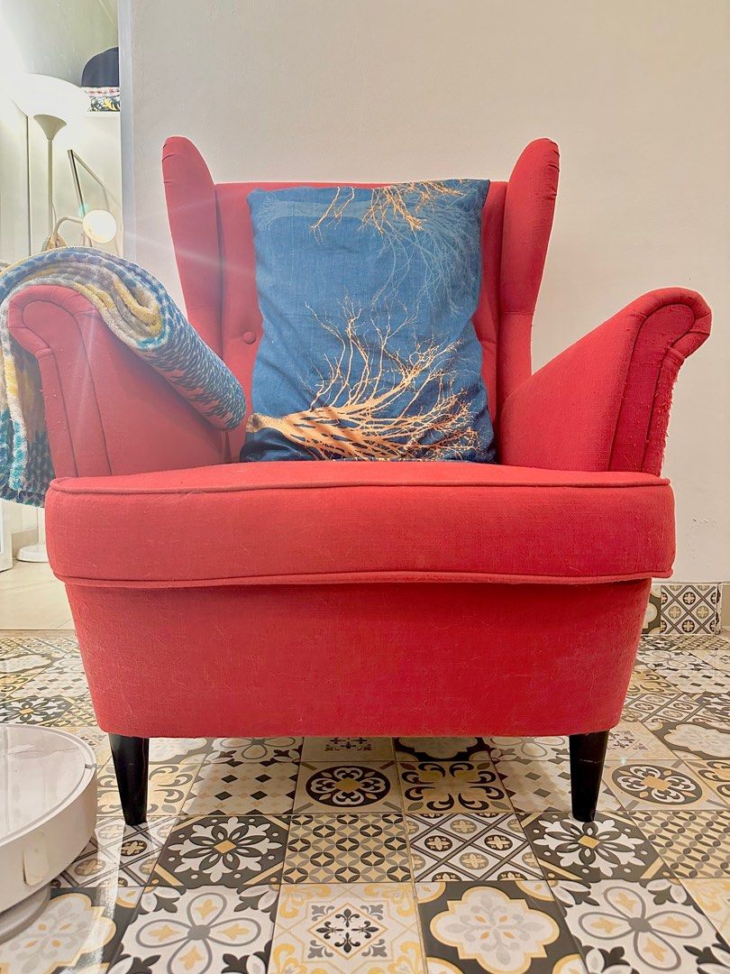 Ikea strandmon store red