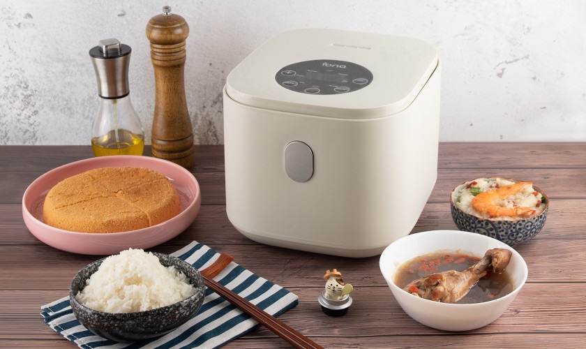 IONA GLRC66 Digital Rice Cooker (BNIB), TV & Home Appliances, Kitchen ...