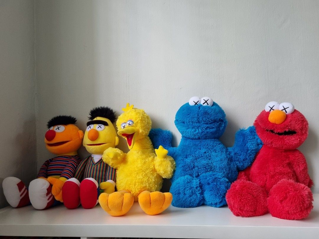 Kaws Sesame Street Uniqlo Plush Toy Complete Set