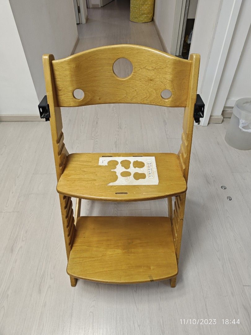 Keekaroo Height Right High Chair Babies Kids Nursing Feeding