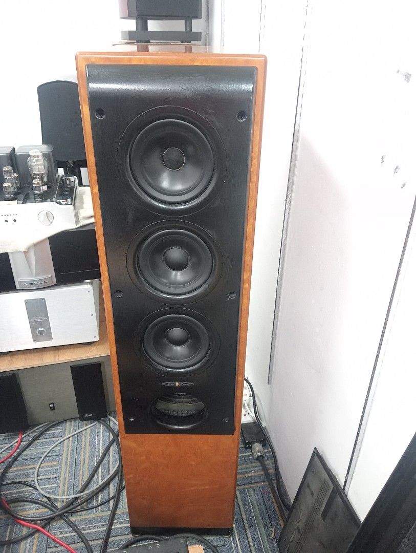 Kef reference 4 2 speaker