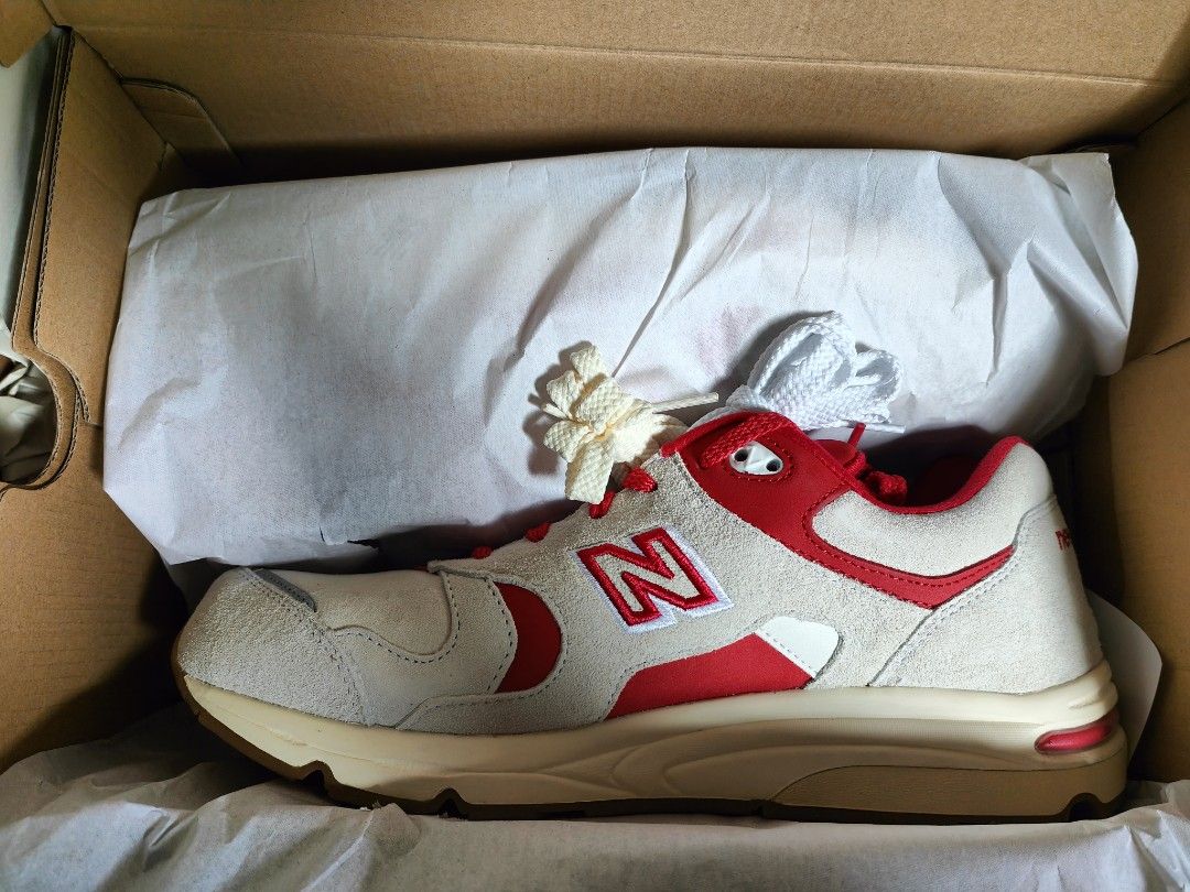 Kith x New Balance CM1700 'Marshmallow', Men's Fashion, Footwear